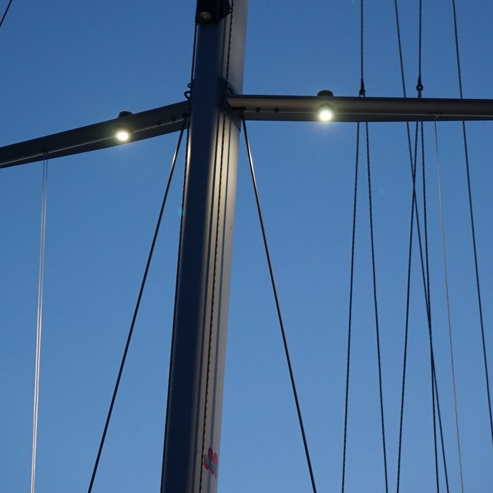 Spreader LED light 16°
